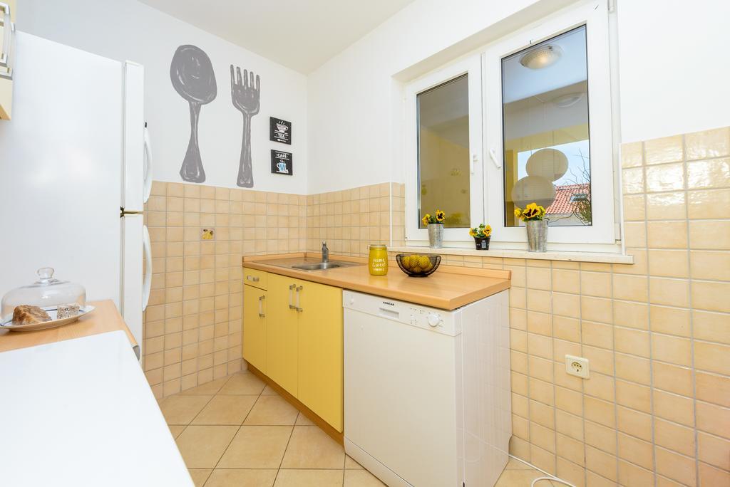 Mirjam'S Charming Apartment Дубровник Екстер'єр фото