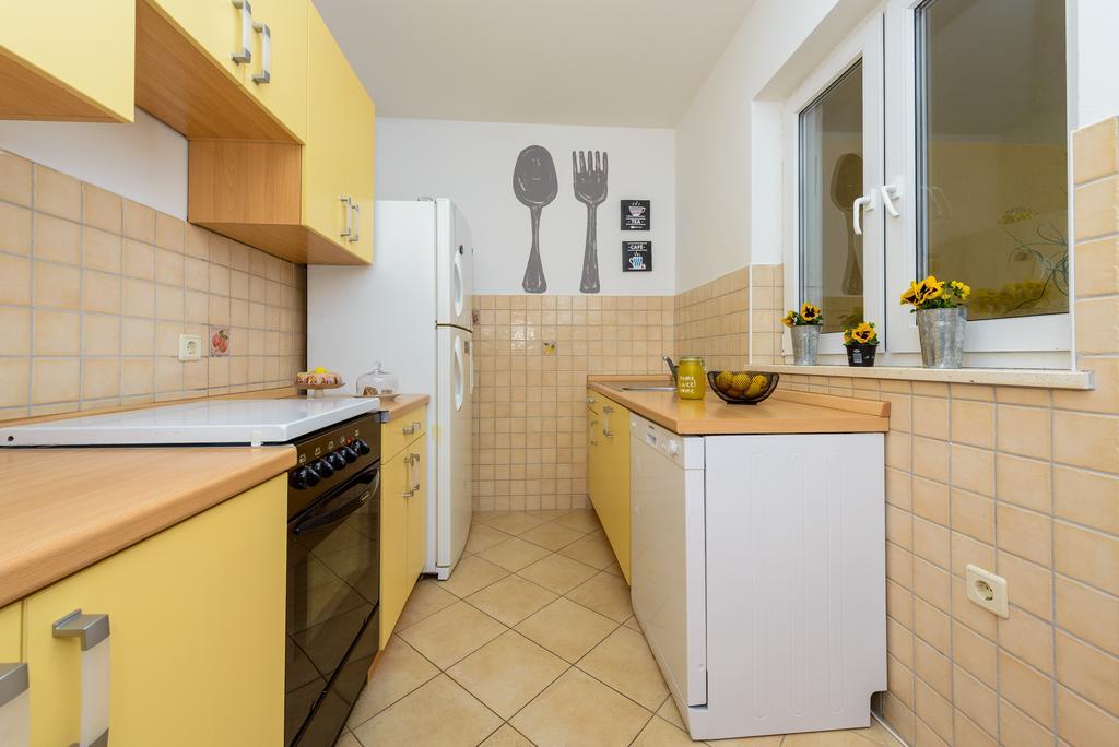 Mirjam'S Charming Apartment Дубровник Екстер'єр фото